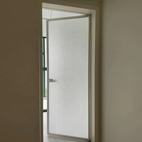Italie design style aluminium résistant à l'humidité alliage de titane noir cadre étroit vague verre dépoli salle de bain porte battante pour douche