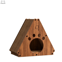 Lit pour chat classique en forme de triangle et griffoir avec design imitation bois, emballé en carton pour chats d'intérieur