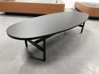 Table de cocktail 4 Bears, mobilier haut de gamme pour hôtels par Top Hotel Project