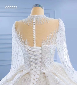 QUEENSGOWN Abito da Sposa di Lusso a Maniche Lunghe con Perline, Vestito da Ballo con Scollatura a Cuore, Abito Nuziale Avorio - Product Image 4