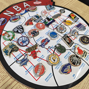 Pins en émail personnalisés pour équipes de basketball, badges de revers, broches et pins métalliques sur le thème du basketball - Product Image 3