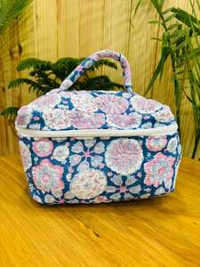 Handmade Quilted Cotton Vintage Zipper Vanity Pouch Floral Print Travel Bag Eco-Friendly Durable Cosmetic <b>Case</b> Makeup Organizer - Product Image 6