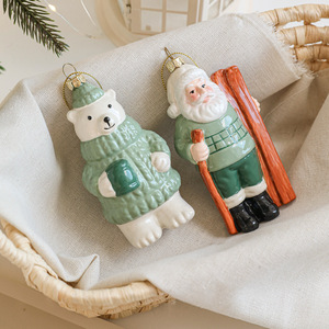Nuevas Decoraciones Navideñas de Plástico Verde y Blanco, Adornos Colgantes Creativos y Modernos para Árboles de Navidad - Product Image 3
