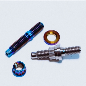 Racing Car Titanium B/D/F/H/J Series Kits de pernos de colector de Admisión/escape - Product Image 3