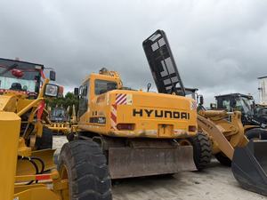 Excavatrice sur pneus Hyundai 210W-7 d'occasion de haute qualité, d'origine Corée du Sud, machine de terrassement d'occasion à vendre - Product Image 3