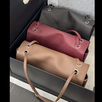 Sac à bandoulière/sac à main pour femme en cuir véritable haut de gamme, modèle Maxi 26S, en cuir de vachette pleine fleur, avec fermeture éclair et rabat, nouvelle collection