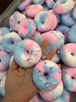 Mainan Donat Pelangi 7.5cm, Renyah, Buatan Tangan, Empuk, Berbunyi, Lapisan Lilin, Isi Tanah Liat, Pereda Stres, Mainan Remas