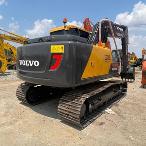 Excavadora de cadenas Volvo EC140 usada, 90% nueva, eficiente en consumo de combustible, 14 toneladas, pocas horas de uso, pintura original, certificada por la EPA, lista para enviar. - Product Image 2