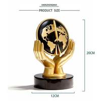 Trophées en résine personnalisables au design créatif - Souvenirs de football gravés durables pour les cadeaux de salons professionnels
