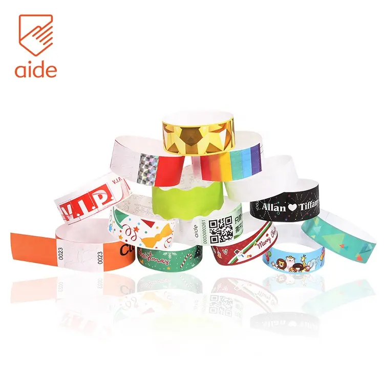 Consegna veloce Bulk braccialetti economici personalizzati Id carta sintetica Pp con Logo per eventi di nozze