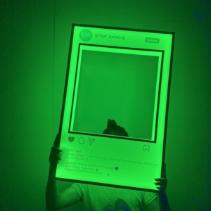 Nuevo Presentador de Botellas LED Acrílico Recargable Personalizado, Glorificador de Botellas Estilo Instagram <span class=keywords><strong>para</strong></span> Bares y Salones - Product Image 5