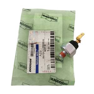 Pressostat d'huile pour chariot élévateur Doosan, filetage G1/2, SPST, IP65, pièce moteur en laiton D20S3 D25S3 D30S3 - Product Image 3