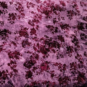 Fabrika Toptan Çiçek Desenli Bitki 100% Polyester Kadife 150cm Renkli Havlı Kaplama Kumaş Giyim İçin - Product Image 4