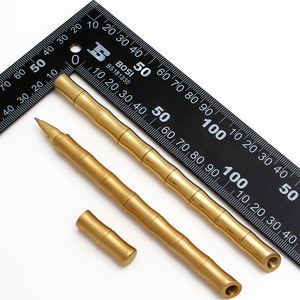 Bolígrafo de Gel Recargable de Estilo Japonés Hecho a Mano con Bola de Latón Puro de 0.5 mm - Product Image 6