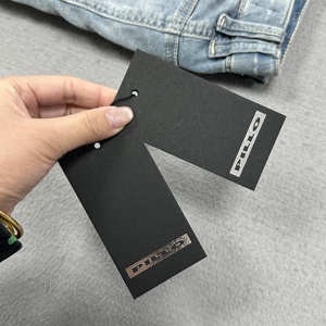Etiqueta colgante de lujo con eslingas gratis Producto de papel oscilante especial Etiquetas colgantes para ropa - Product Image 2