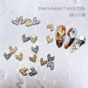 20 Piezas de Adornos de Uñas con Forma de Corazón de Aleación y Diamantes de Imitación, Brillantes, Estilo Japonés, Accesorios de Decoración de Uñas en 3D - Product Image 3