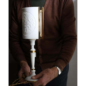 Lampe décorative en porcelaine de collection Richard Ginori, élégante et durable - Product Image 3
