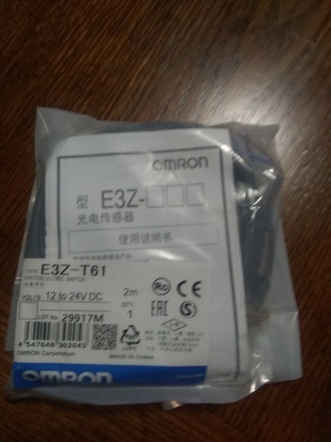 E3Z-T61 E3ZT61 Photoelectric Switch Original New Free Ship