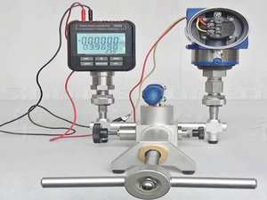Comparador Pneumático Manual Portátil HS703 para Calibração de Pressão e Fluxo Industrial – Testador de Instrumentos de Medição de Pressão no Local - Product Image 1