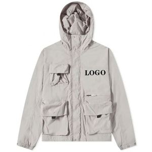 เสื้อแจ็คเก็ตซาฟารีผู้ชายแบบขายส่งปี 2025 บริการ OEM ออกแบบโลโก้ตามสั่ง ผ้าไนลอน กันลม กันน้ำ เป็นมิตรกับสิ่งแวดล้อม ระบายอากาศได้ดี หลายแบบ - Product Image 3