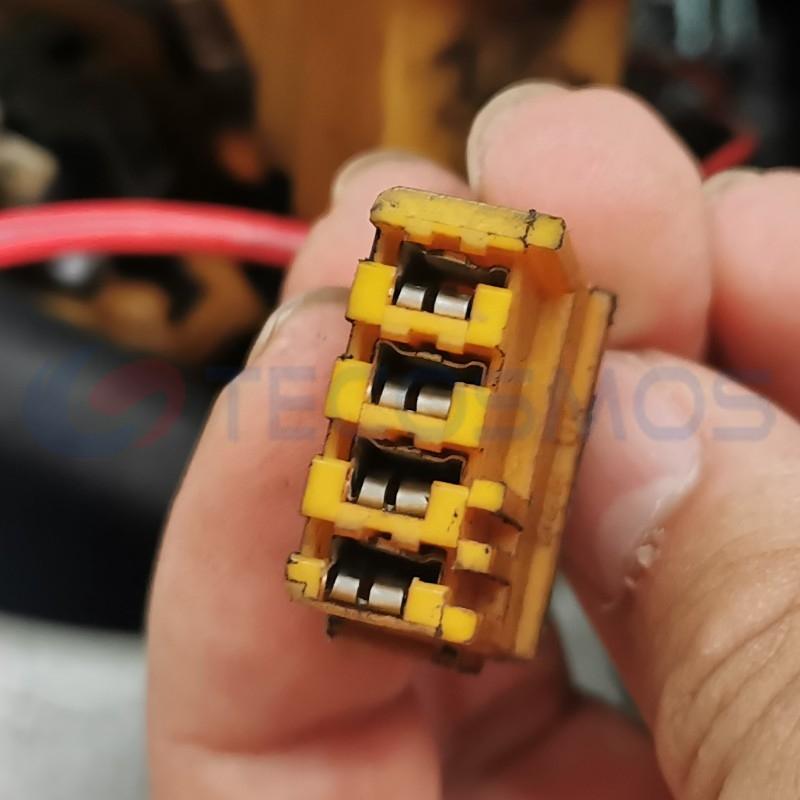 Car Connector For Mercedes-Benz For 4pin plug For Mercedes-Benz gasoline pump CT4-0090M-1