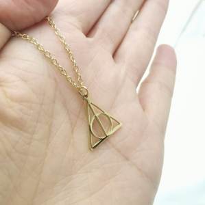 Nuevo producto, collar <span class=keywords><strong>de</strong></span> <span class=keywords><strong>Potter</strong></span> <span class=keywords><strong>Harry</strong></span>, colgante <span class=keywords><strong>de</strong></span> mago con encanto <span class=keywords><strong>de</strong></span> la <span class=keywords><strong>muerte</strong></span>, collar geométrico <span class=keywords><strong>de</strong></span> acero inoxidable sin deslustre, joyería - Product Image 3