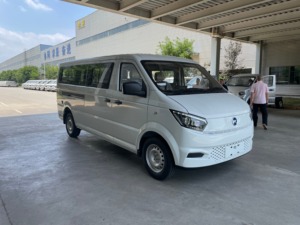 KAMA ESP8 Pure EV 300km 400km Mini Micro minibus électrique avec 11 sièges, véhicule utilitaire léger à essence 2.0L, fourgonnette de transport de marchandises à énergie nouvelle - Product Image 2