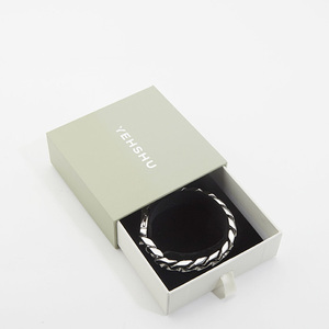 Scatola Portagioielli di Lusso Mini per Anello da Uomo Collana e Diamanti con Logo Personalizzato - Product Image 4