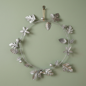 Corona de Hojas Metálicas Rústicas, Redonda, Hecha a Mano, Decorativa, con Flores, Sin Iluminación, Paquete Individual, Coronas Artesanales de Alta Calidad - Product Image 5