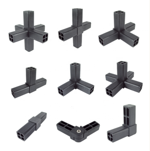 Conector de tubo cuadrado 20mm 25mm 30mm conector de plástico 2 vías <span class=keywords><strong>3</strong></span> vías 90 ángulo esquina tubo recto conector junta para aluminio - Product Image 1