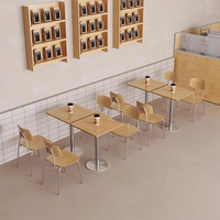Ensemble de sièges en bois pour café moderne, table ronde en bois, tabourets cubes pour café, salon de thé