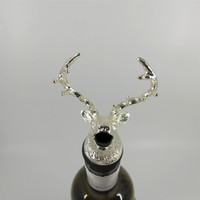En gros Bec verseur de vin et de liqueur en forme de tête de cerf, design créatif, pour bouteille Jagermeister, décoration de bar et distributeur de boissons