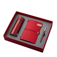 Coffret Cadeau d'Affaires Rouge Chinois : Mug Thermique Lock&Lock, Carnet en Similicuir AX714, Reliure Sans Fil, Personnalisation du Logo, Cadeau