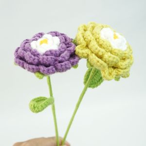 Fleurs <span class=keywords><strong>en</strong></span> crochet faites à la main, <span class=keywords><strong>rose</strong></span> rouge tricotée, fleur artificielle <span class=keywords><strong>en</strong></span> crochet pour cadeau de fille, <span class=keywords><strong>bouquet</strong></span> de mariage, bricolage, fête des mères - Product Image 3