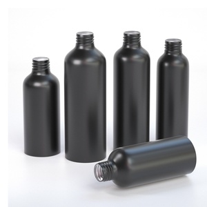 Botella de Aluminio Negra Mate de 100ml 200ml con Logotipo Impreso Personalizado y Pulverizador para Café, Jugo, Champú y Cosméticos - Product Image 1