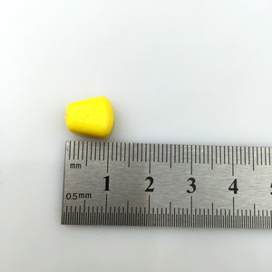 Appât <span class=keywords><strong>artificiel</strong></span> souple bionique en PVC, 6 couleurs, 1 cm, en forme de grain de maïs, pour la pêche à la carpe et à la carpe courante, aromatisé au maïs, lumineux - Product Image 2