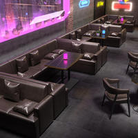 Café-Bar-Möbel Nachtclub KTV Metall-Sitzgruppen Stühle LED-Würfeltisch Barhocker Shisha-Lounge Outdoor Umweltfreundliches Bar-Set