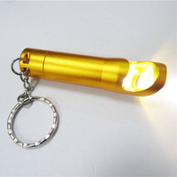 Mini décapsuleur multifonction en alliage d'aluminium avec lampe torche LED et porte-clés