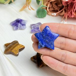 Estrella de Cristal Pulida a Mano de 3 cm Disponible en Ojo de Tigre, Amatista de Ensueño, Lapislázuli, Piedra Semipreciosa, Adorno de Escritorio, Venta al por Mayor - Product Image 3