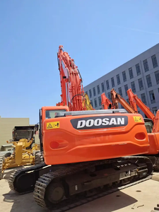 High-Quality <b>Used</b> Doosan DX225 <b>Excavator</b> 22Ton Original Korean Crawler <b>Excavator</b> in Stock for Sale - Product Image 4