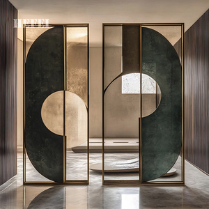 Divisori e Paraventi Personalizzati OEM in Filo Metallico e Vetro Artistico Curvo per Ristoranti/Hotel Si Accettano Idee di Design - Product Image 3