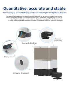 Eco-vriendelijke automatische visvoeder met timer, modern design, zilverkleurig LCD-scherm, op batterijen, buitenbak, 4L inhoud - Product Image 3