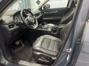 <span class=keywords><strong>Mazda</strong></span> <span class=keywords><strong>CX</strong></span>-<span class=keywords><strong>5</strong></span> <span class=keywords><strong>2021</strong></span>, 2.0L, Automático, 2WD, Edición Premium Inteligente, Volante a la Izquierda, Asientos de Cuero, Color Oscuro, Techo Solar R17 (SUV Usado) - Product Image 6