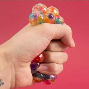Nouveaux jouets souples en TPR, vente en gros, balles anti-stress en plastique, moins chères, en forme de raisin, pour adultes, jouets sensoriels à presser - Product Image 2