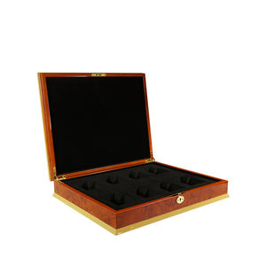 กล่องใส่ของขวัญสุดหรูลายไม้ถั่วเคลือบสีอูฐกล่องใส่ของชำร่วยทำจากไม้พร้อมใบรับรองดาบ - Product Image 5