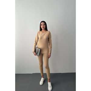 Ventes en gros d'ensembles thermiques double face beiges pour femmes - Product Image 6