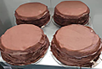 Ligne de production de gâteaux à la crêpe, déposeur quantitatif évolutif et compatible, injection, production de gâteaux d'anniversaire