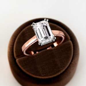 Anillo de Compromiso con Diseño Único, Corte Esmeralda, Diamante Cultivado en Laboratorio de 3 Quilates, Halo Oculto, Certificado IGI, Claridad VVS, Oro Sólido de 14k/18k - Product Image 2