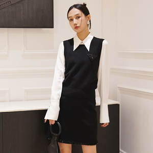 Gilet en tricot pour femmes Vente en gros en usine Pull à col rond en laine mérinos noire Pull pour femmes sans manches - Product Image 1