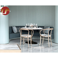 Nouvel ensemble de mobilier de restaurant : tables et chaises rondes pour cafés et restaurants